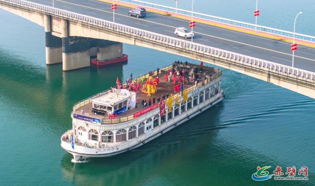 穿天盛景 汉水泛舟(8132771)-20250218145431.jpg